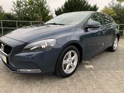 Grau metallic Gebraucht 2017 Volvo V40 Kinetic Kombi | 13.999 € (Fairer Preis)