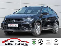 Deep black perleffekt Gebraucht 2024 VW Taigo Life SUV | 24.167 € (Fairer Preis)