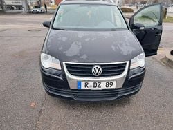 Schwarz Gebraucht 2009 VW Touran United Van / Kleinbus | 3.750 € (Guter Preis)