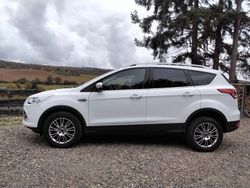 Weiß Gebraucht 2014 Ford Kuga Titanium SUV | 8.700 € (Guter Preis)