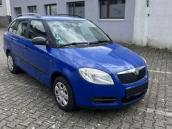 Blau Gebraucht 2009 Skoda Fabia Kombi | 2.699 € (Fairer Preis)