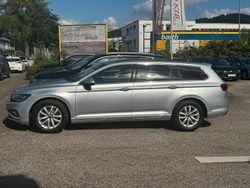 Silber Gebraucht 2022 VW Passat Business Kombi | 20.590 € (Fairer Preis)