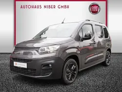 Grau Gebraucht 2024 Fiat e-Doblò Van / Kleinbus | 26.977 € (Superpreis)