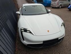 Weiß Gebraucht 2023 Porsche Taycan Limousine | 48.720 € (Superpreis)
