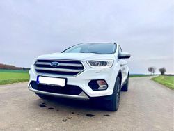 Weiß Gebraucht 2018 Ford Kuga Titanium SUV | 15.250 € (Fairer Preis)