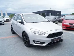 Silber Gebraucht 2018 Ford Focus Limousine | 8.890 € (Guter Preis)