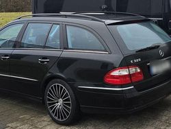 Schwarz Gebraucht 2005 Mercedes E320 Kombi | 5.850 € (Fairer Preis)