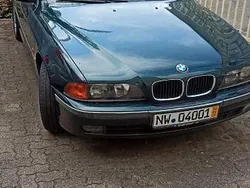 Grün Gebraucht 1999 BMW 520 Kombi | 1.600 € (Superpreis)