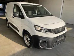 Weiß Gebraucht 2019 Peugeot Partner Van / Kleinbus | 8.990 € (Superpreis)