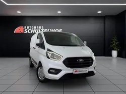 Weiß Gebraucht 2020 Ford Transit Custom Trend Van / Kleinbus | 19.499 € (Superpreis)