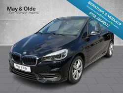 Saphirschwarz metallic Gebraucht 2020 BMW 225 Active Tourer Sport Line Van / Kleinbus | 21.480 € (Fairer Preis)