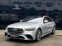 Silber Gebraucht 2021 Mercedes S400 AMG line Limousine | 96.000 €