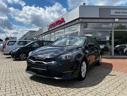 Black pearl Gebraucht 2023 Kia Ceed Limousine | 22.990 € (Guter Preis)