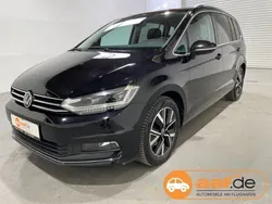 Schwarz Gebraucht 2022 VW Touran Highline Van / Kleinbus | 24.950 € (Fairer Preis)