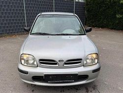 Silber Gebraucht 1999 Nissan Micra Style Edition Kleinwagen | 1.600 € (Guter Preis)