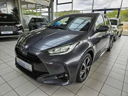 Marlingrau metallic Neu 2024 Toyota Yaris Hybrid Team Kleinwagen | 21.990 € (Guter Preis)