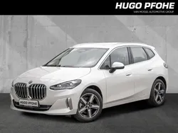 Mineralweiss metallic (weiß metallic) Gebraucht 2022 BMW 218 Luxury Line Van / Kleinbus | 28.589 € (Fairer Preis)