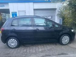Schwarz Gebraucht 2010 VW Golf Plus Cross Van / Kleinbus | 6.500 € (Fairer Preis)