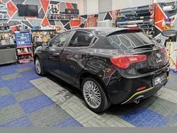 Schwarz Gebraucht 2014 Alfa Romeo Giulietta Super Limousine | 9.500 €