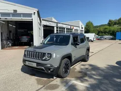 Grau Neu 2024 Jeep Renegade SUV | 39.500 € (Etwas zu teuer)