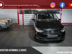 Schwarz Gebraucht 2017 VW Touran Trendline Van / Kleinbus | 14.990 € (Fairer Preis)
