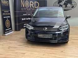Deep black perleffek (metallic) Gebraucht 2022 VW Touran Comfortline Van / Kleinbus | 26.899 € (Fairer Preis)