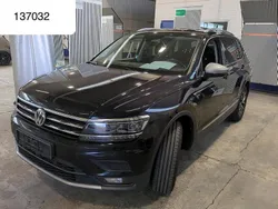 Deep black perleffekt (metallic) Gebraucht 2020 VW Tiguan Allspace SUV | 21.450 € (Fairer Preis)