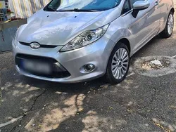 Silber Gebraucht 2009 Ford Fiesta Kleinwagen | 2.700 € (Etwas zu teuer)