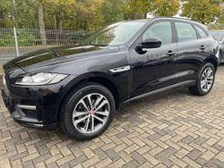 Narvik/ebony Gebraucht 2017 Jaguar F-Pace R-Sport SUV | 19.500 € (Guter Preis)