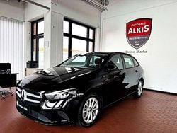 Nachtschwarz unilack Gebraucht 2021 Mercedes B250e Van / Kleinbus | 24.700 € (Guter Preis)