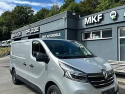 Grau Gebraucht 2021 Renault Trafic Van | 14.999 € (Guter Preis)