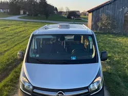 Silber Gebraucht 2016 Opel Vivaro Van | 8.000 €