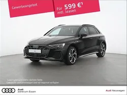 Mythosschwarz metallic Gebraucht 2024 Audi A3 Sportback e-tron S-Line Limousine | 47.880 €