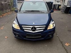 Gebraucht 2010 Mercedes 200 Limousine | 6.299 € (Guter Preis)