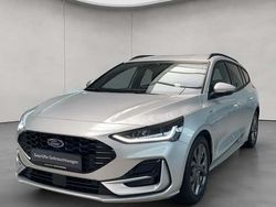 Silber Gebraucht 2024 Ford Focus ST-Line X Kombi | 23.950 € (Superpreis)