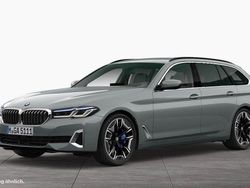 Grau Gebraucht 2022 BMW 530 Luxury Line Kombi | 45.990 € (Teuer)