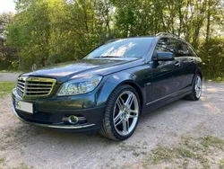 Grau Gebraucht 2009 Mercedes C200 Kombi | 9.900 € (Etwas zu teuer)
