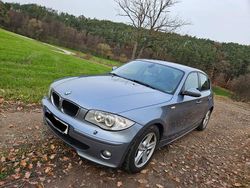 Grau Gebraucht 2005 BMW 118 Kleinwagen | 2.700 € (Fairer Preis)