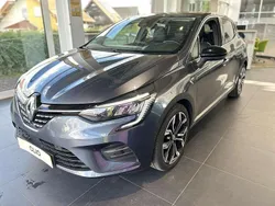 Grau Gebraucht 2021 Renault Clio V Intens Kleinwagen | 13.890 € (Fairer Preis)