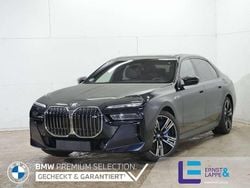 Carbonschwarz Gebraucht 2025 BMW i7 Comfort Edition Limousine | 132.940 € (Superpreis)