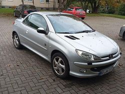 Silber Gebraucht 2006 Peugeot 206 CC Cabrio | 1.190 € (Guter Preis)