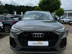 Grau Gebraucht 2019 Audi Q3 S-Line SUV | 29.999 € (Fairer Preis)