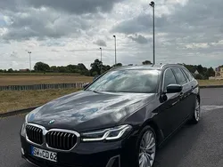 Schwarz Gebraucht 2020 BMW 530 Comfort Edition Kombi | 28.900 €