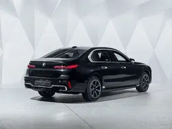 BMW 760