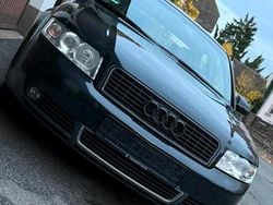 Schwarz Gebraucht 2002 Audi A4 Limousine | 2.800 € (Fairer Preis)