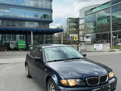 Blau Gebraucht 2002 BMW 325 Limousine | 3.400 € (Guter Preis)