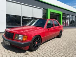 Rot Gebraucht 1993 Mercedes 190 Limousine | 6.800 €