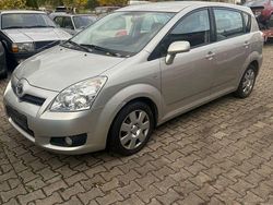 Silber Gebraucht 2007 Toyota Corolla Verso Sol Van / Kleinbus | 3.000 € (Fairer Preis)