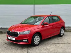 Rot Gebraucht 2024 Skoda Fabia Selection Limousine | 16.290 € (Guter Preis)