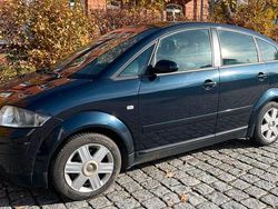 Blau Gebraucht 2002 Audi A2 Kleinwagen | 2.900 € (Fairer Preis)